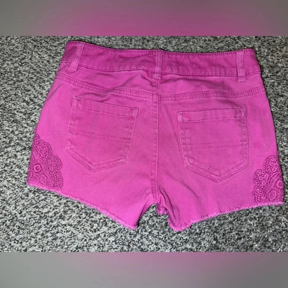 Colorful planet pink jean shorts with lace accent on side - Picture 2 of 4